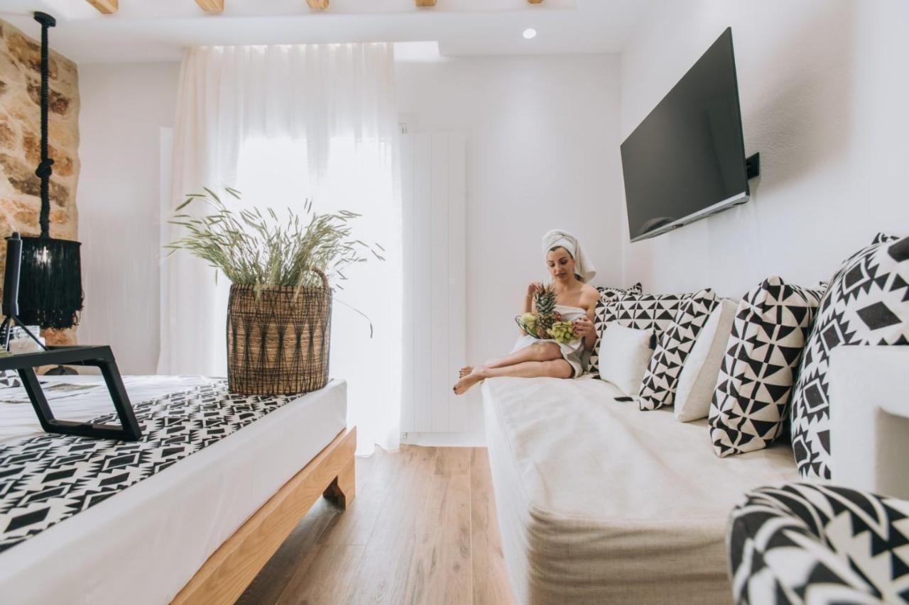 Rodillo Apartments ปลากา ภายนอก รูปภาพ